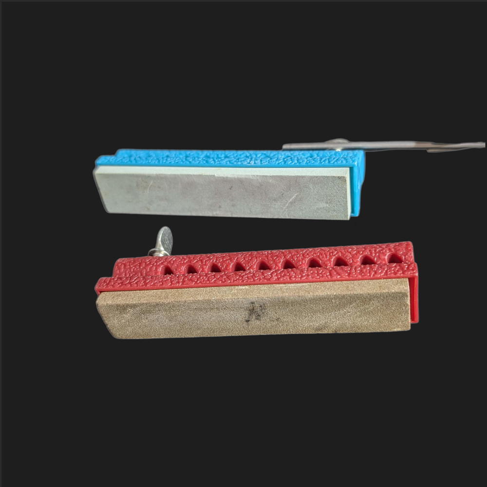 Blade Master USA knife sharpener kit, turquoise case