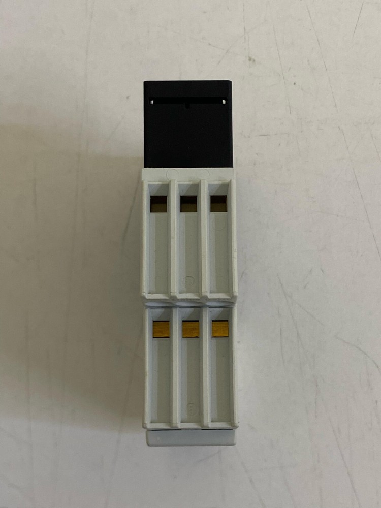 Siemens / Simirel / 3RN1010-1CM00 / Thermistor Motor Protector