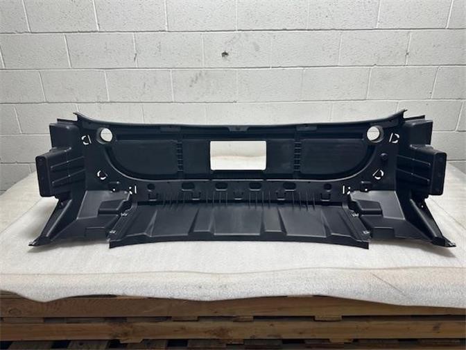 Freightliner Cascadia Complete Front Bumper Fogs Mtg Kit Plastic 2008-2017