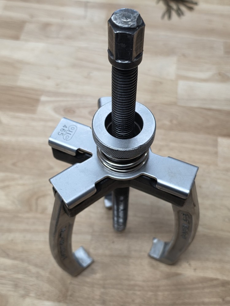 OTC Tools 465 5 Ton GripLock 2 or 3 Jaw Puller