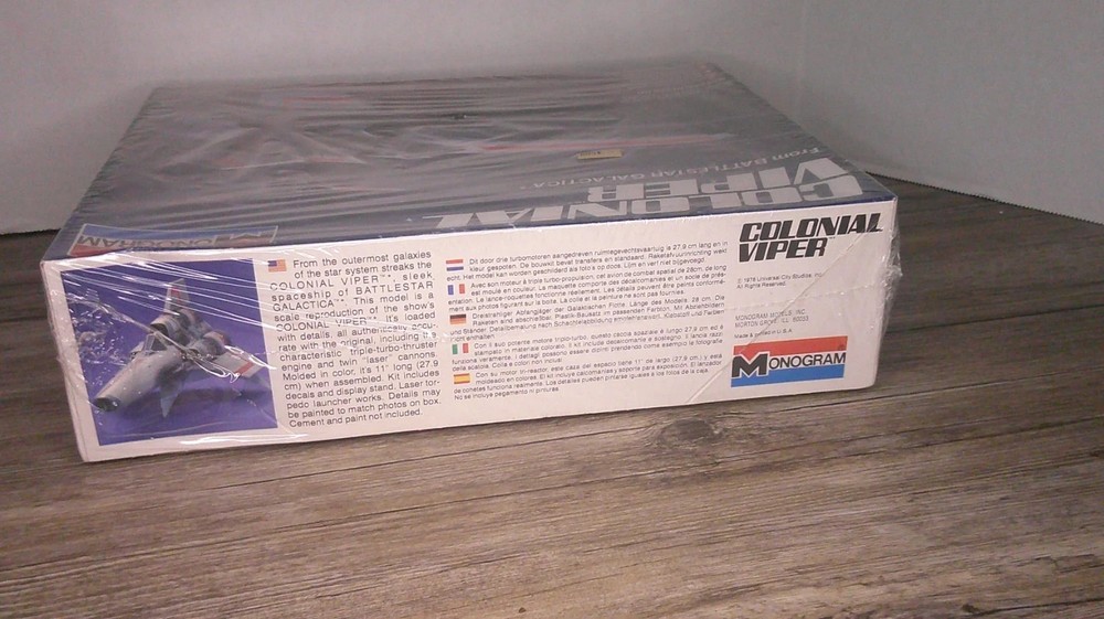 Monogram model kit Colonial Viper from Battlestar Galactica sealed kit 1978