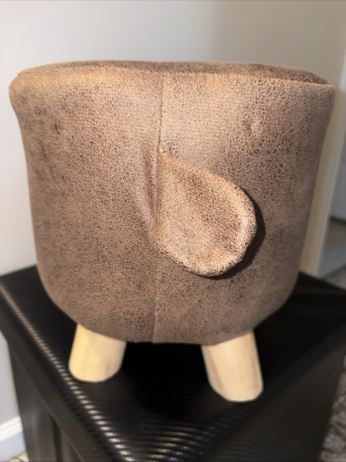 Kids foot rest Faux leather Bear With Wooden Legs