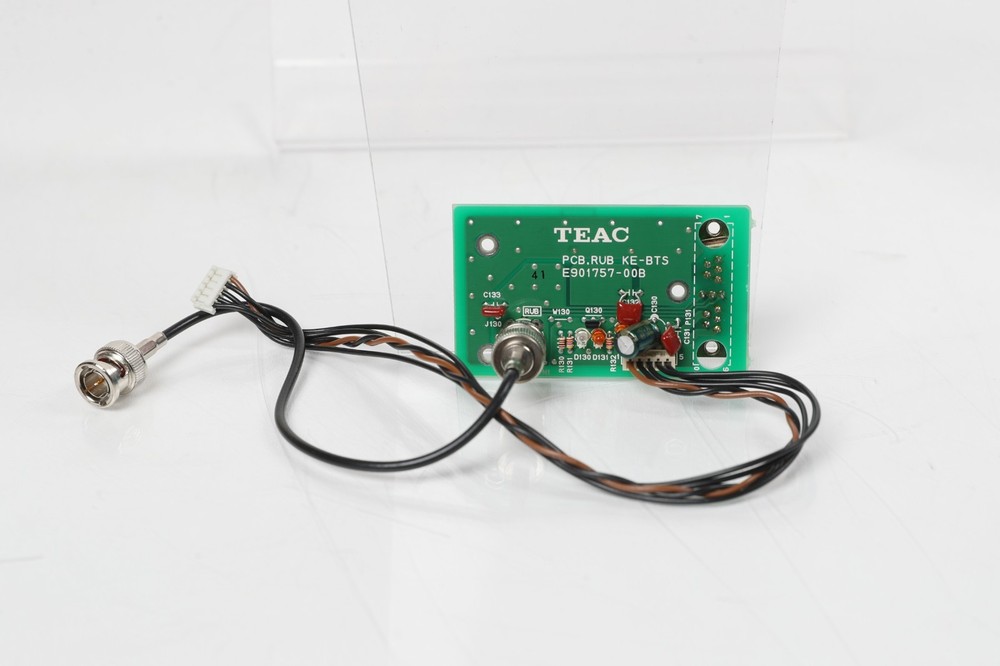 Esoteric G-0s Rubidium Master Clock Generator BNC Output Board E901757-00B