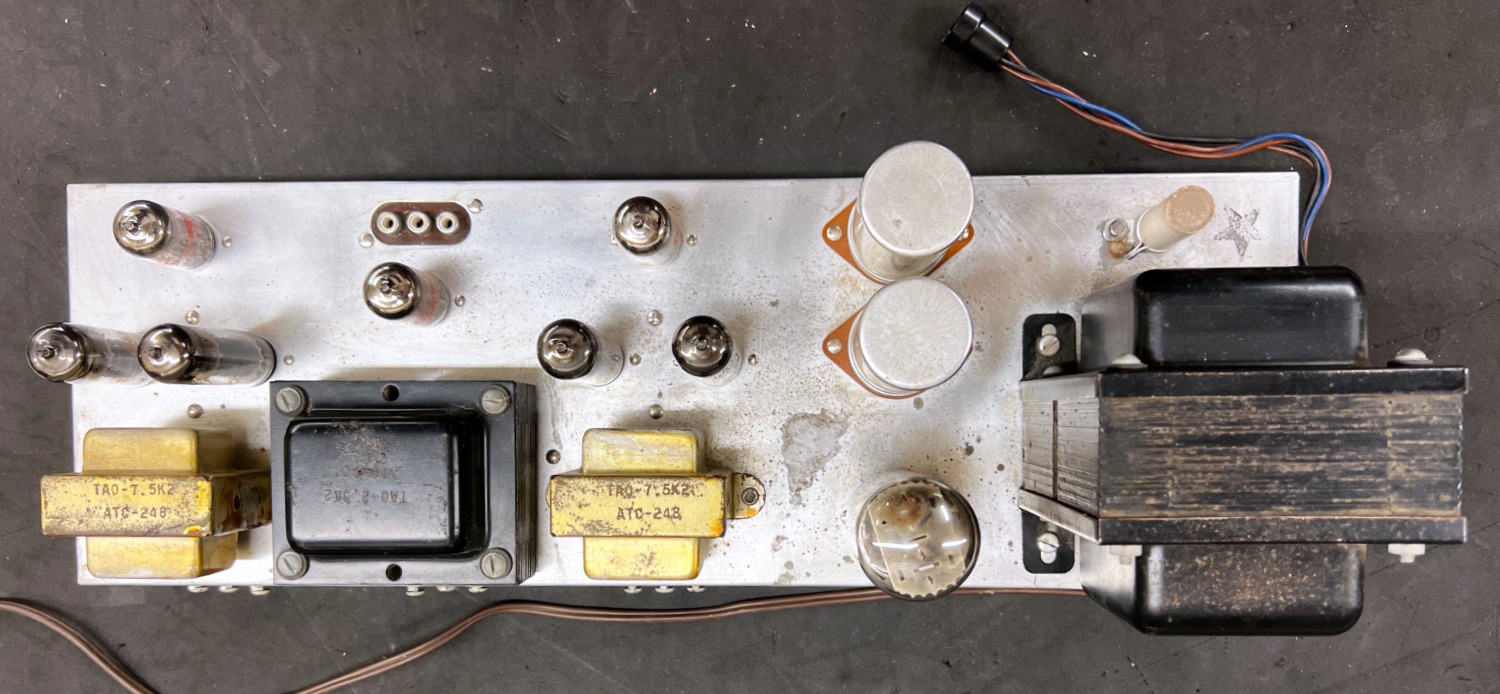 The New Englander by Guild Tube Amp & AM/FM Tuner Console Chassis