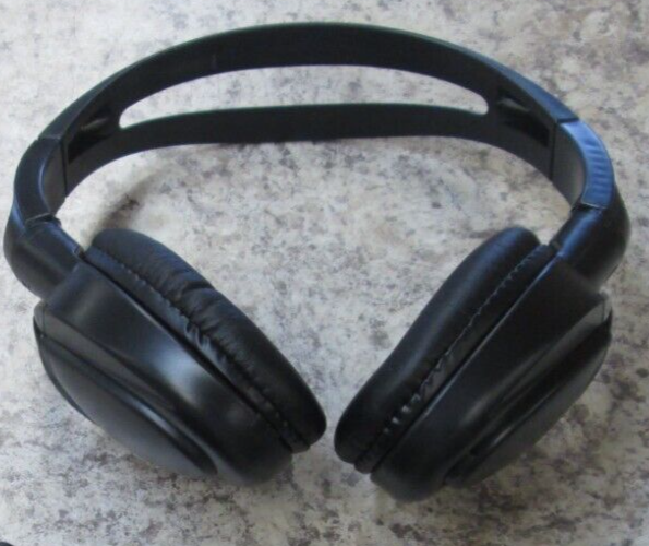 RCA RPD663 Wireless Mobile Sound System For iPad