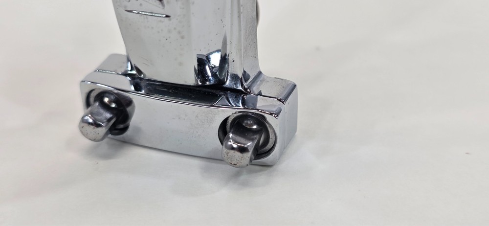 Pearl Strainer / Throw Off with Mounting Screws -Chrome