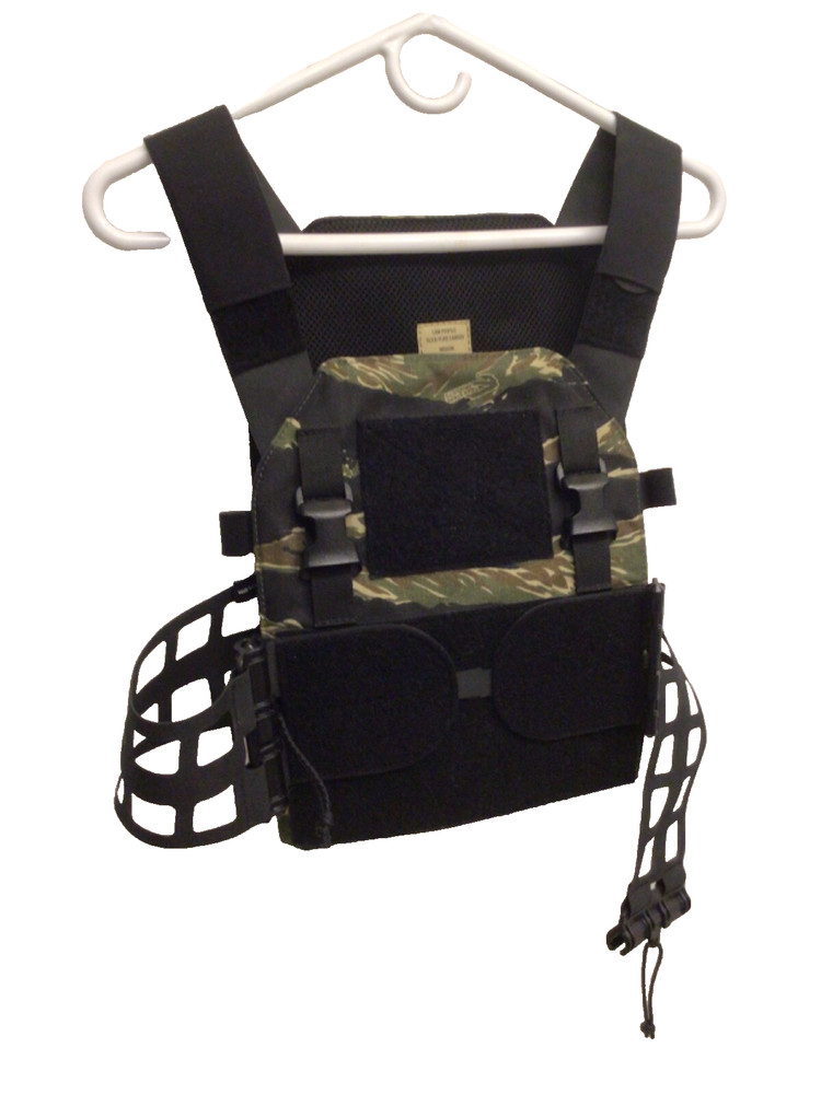 perroz designs, tiger stripe plate carrier size medium