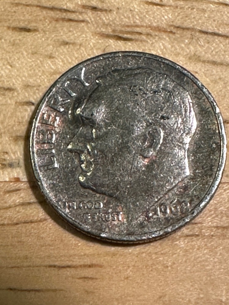 1968 No Mint Mark & Bump on Forehead Error Roosevelt dime