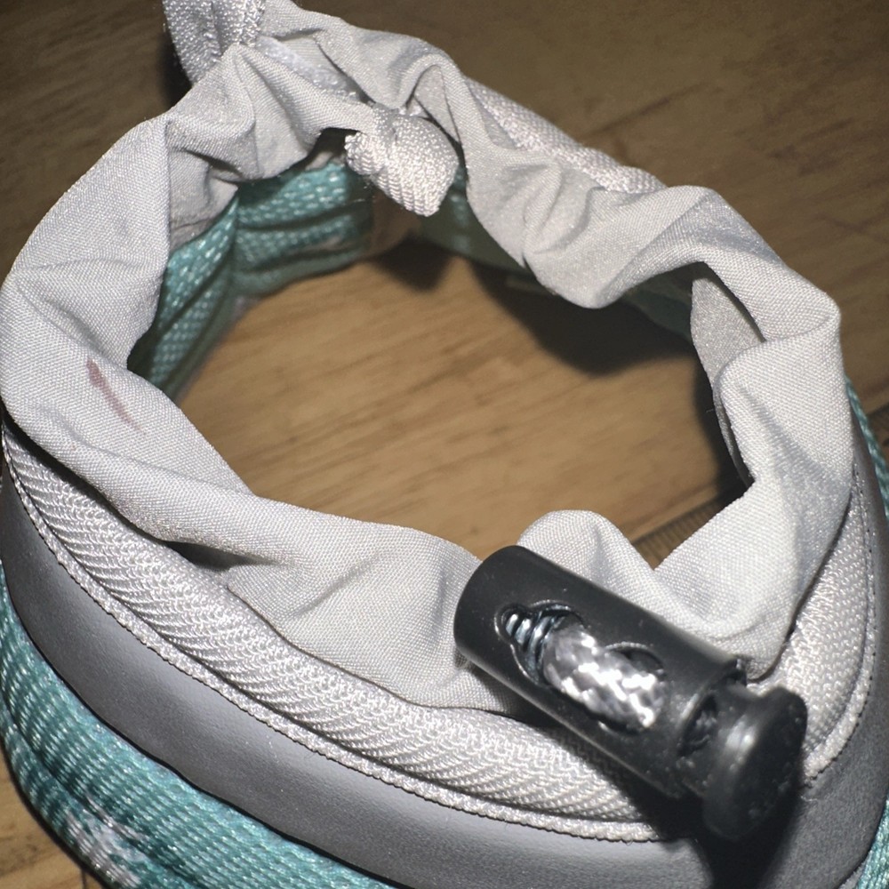 NWOT Soft Protective Cat Cone Collar Size Small