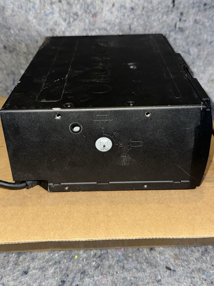 Blaupunkt AUDI CDC A08 10 CD Changer ONLY UNTESTED