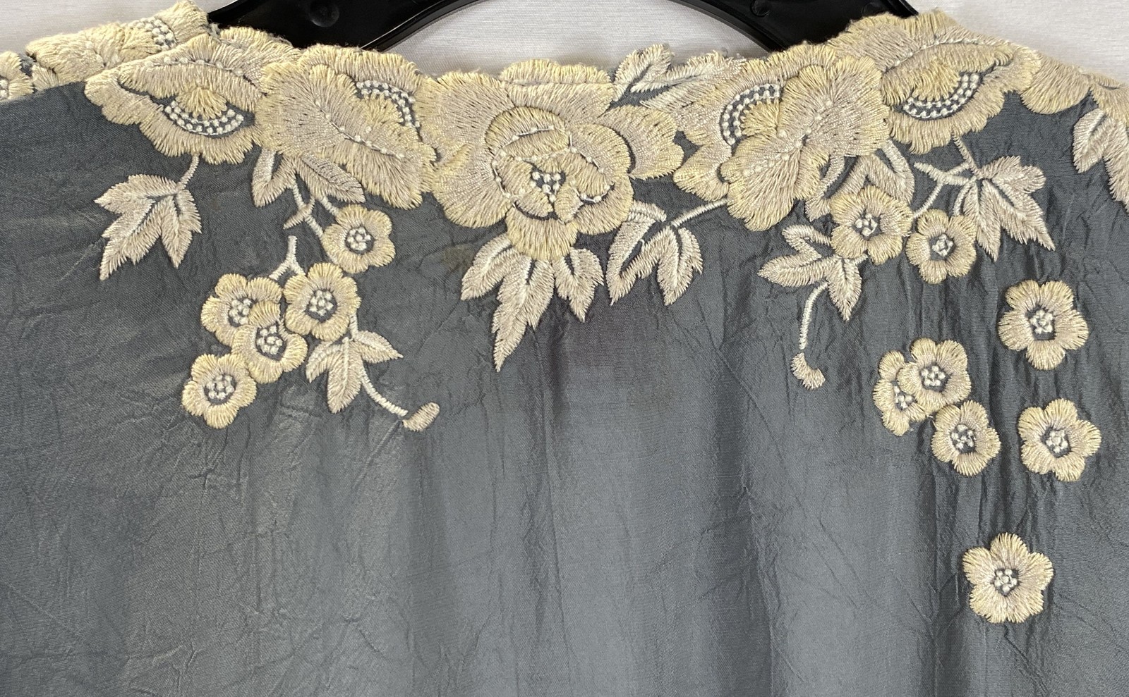 Johnny Was Women's Gray Embroidered Floral Lace Trim Kimono Cardigan Top Sz XS