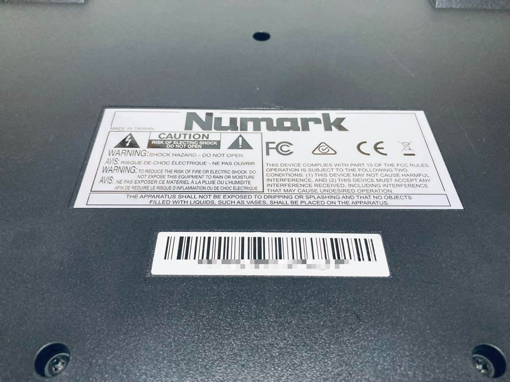 Numark NV 4 Deck Dual Display DJ Controller Black Very Good