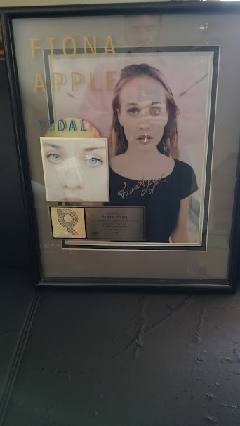 FIONA APPLE - "TIDAL" ORIGINAL **HAND SIGNED ON MATTE** RIAA GOLD RECORD AWARD