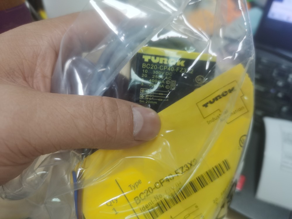 1pc New BC20-CP40-FZ3X2 Capacitive Switch Sensor