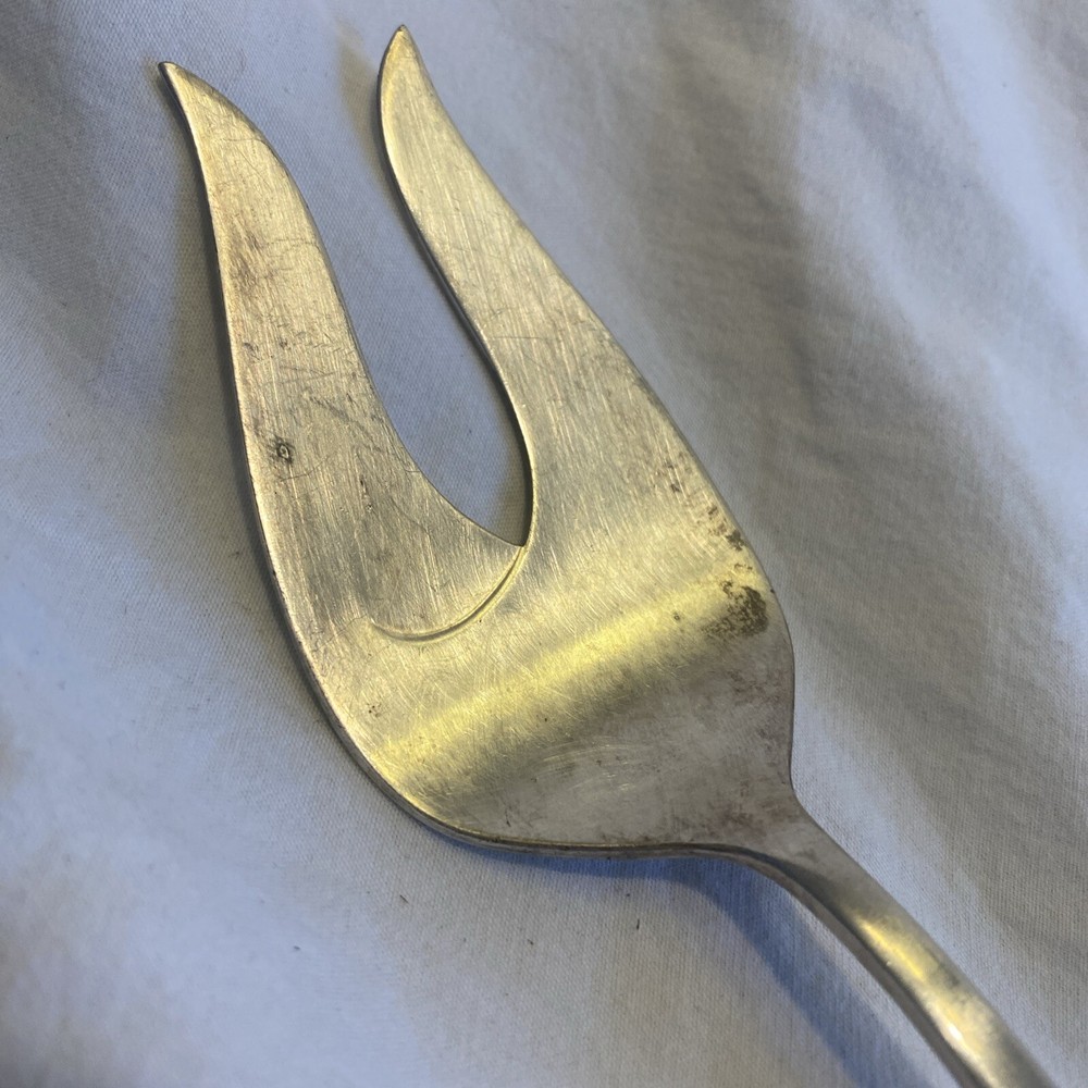 Holmes & Edwards Windsong Deep Silverplate Vegetable Serving Fork 9”