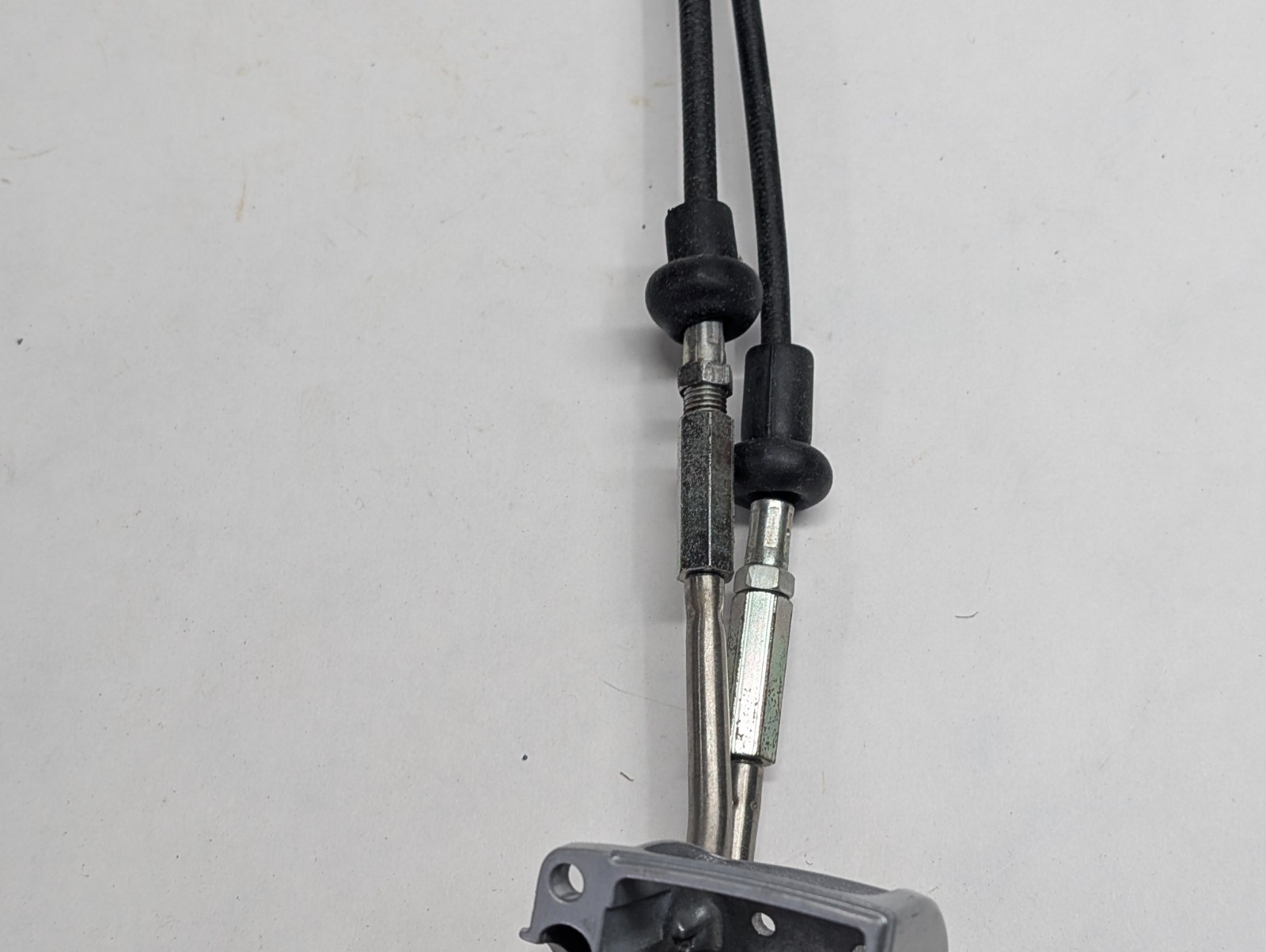 Harley Davidson VROD Handlebar Control Switch Housing & Throttle Idle Cables