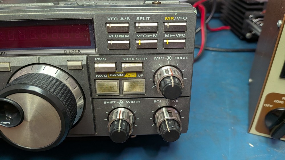 YAESU FT-757GX, Working , Nice transceiver
