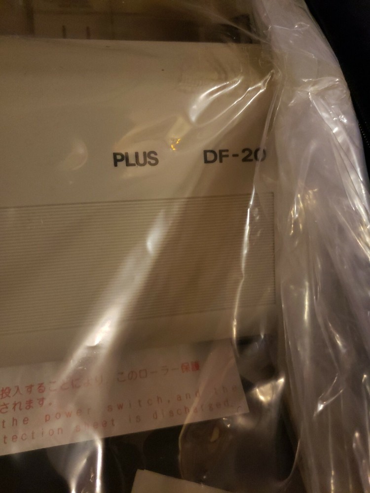 New Plus Corp DF-20 Automatic Transparency Feeder for Overhead Projector w/Case