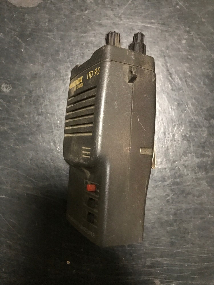 Uniden President LTD 95 Turns On