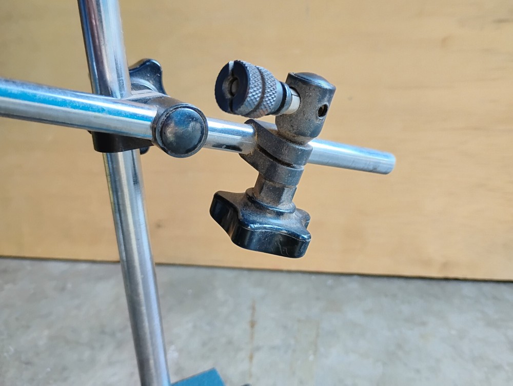 Central Tools Magnetic Base & Arm Adjustable Swivel Post Rod