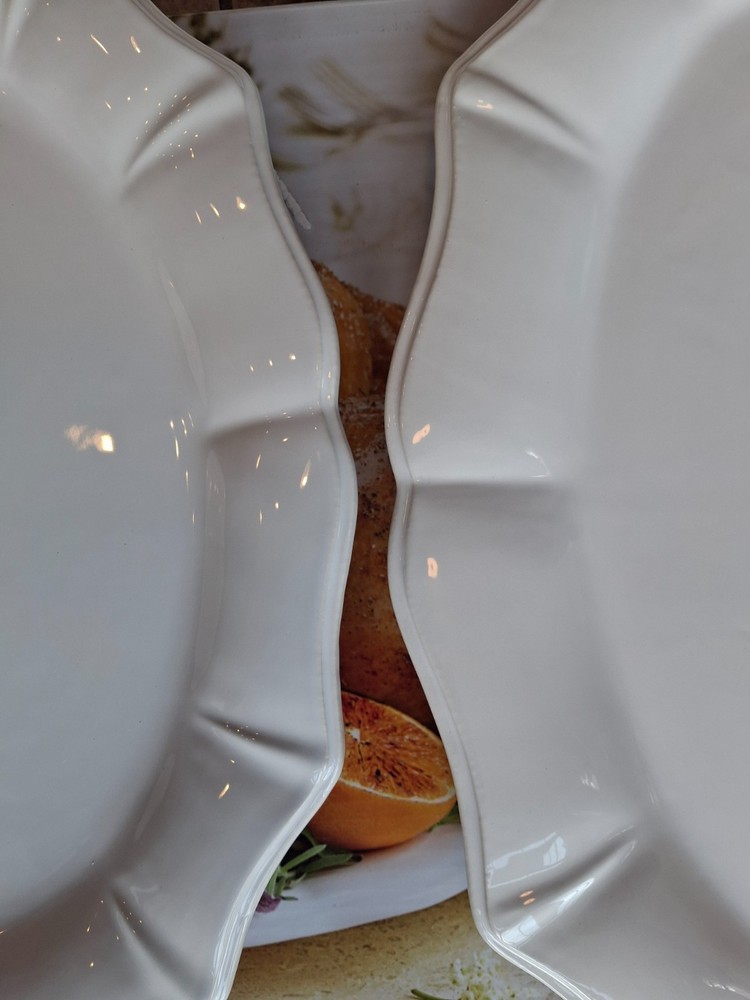 2 Pc White Oval Serving Platters Scalloped Edge Ceramic Dinnerware Serving Tray