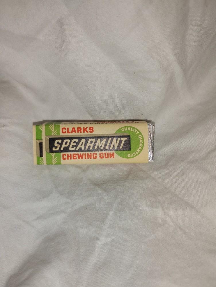 RARE Clarks Spearmint  Chewing Gum Pack