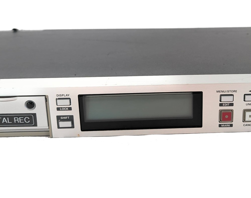 Marantz PMD570 Professional 2 Channel Digital Solid State Audio Recorder