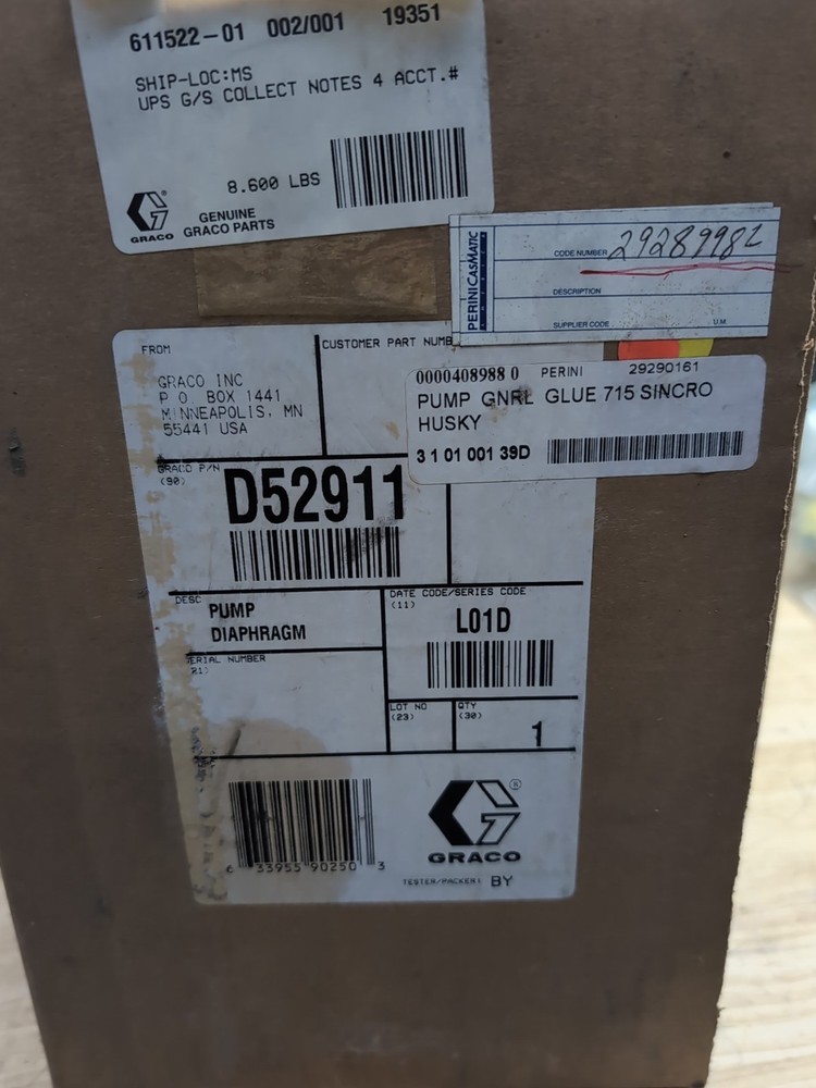 New Double Diaphragm Pump. Graco D52911 Husky 515