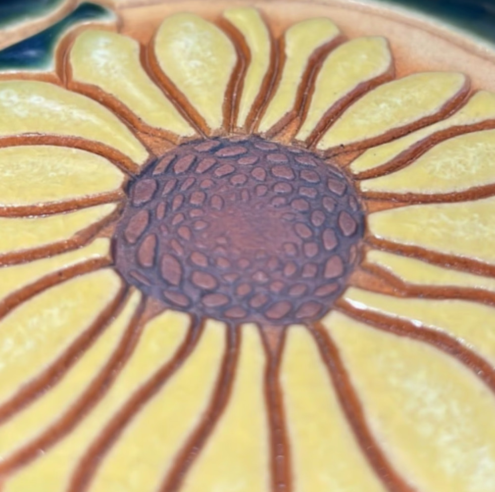 Sunflower Stoneware Clay Pottery Bread Warmer Trivet Jane Ashley Signed EUC