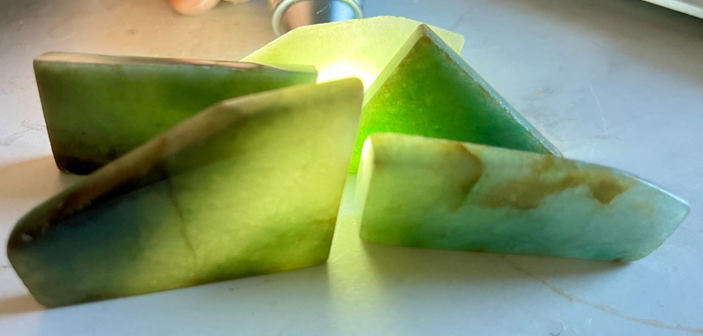 Rough Small Type A Jadeite Slabs Great for Carving 410ct