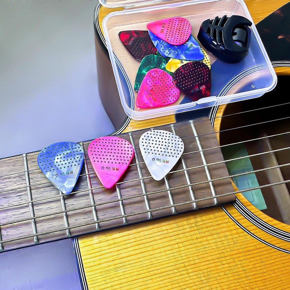Non-slip Guitar Picks, 0.46 0.71 0.96mm Includes Thin Medium Heavy M
