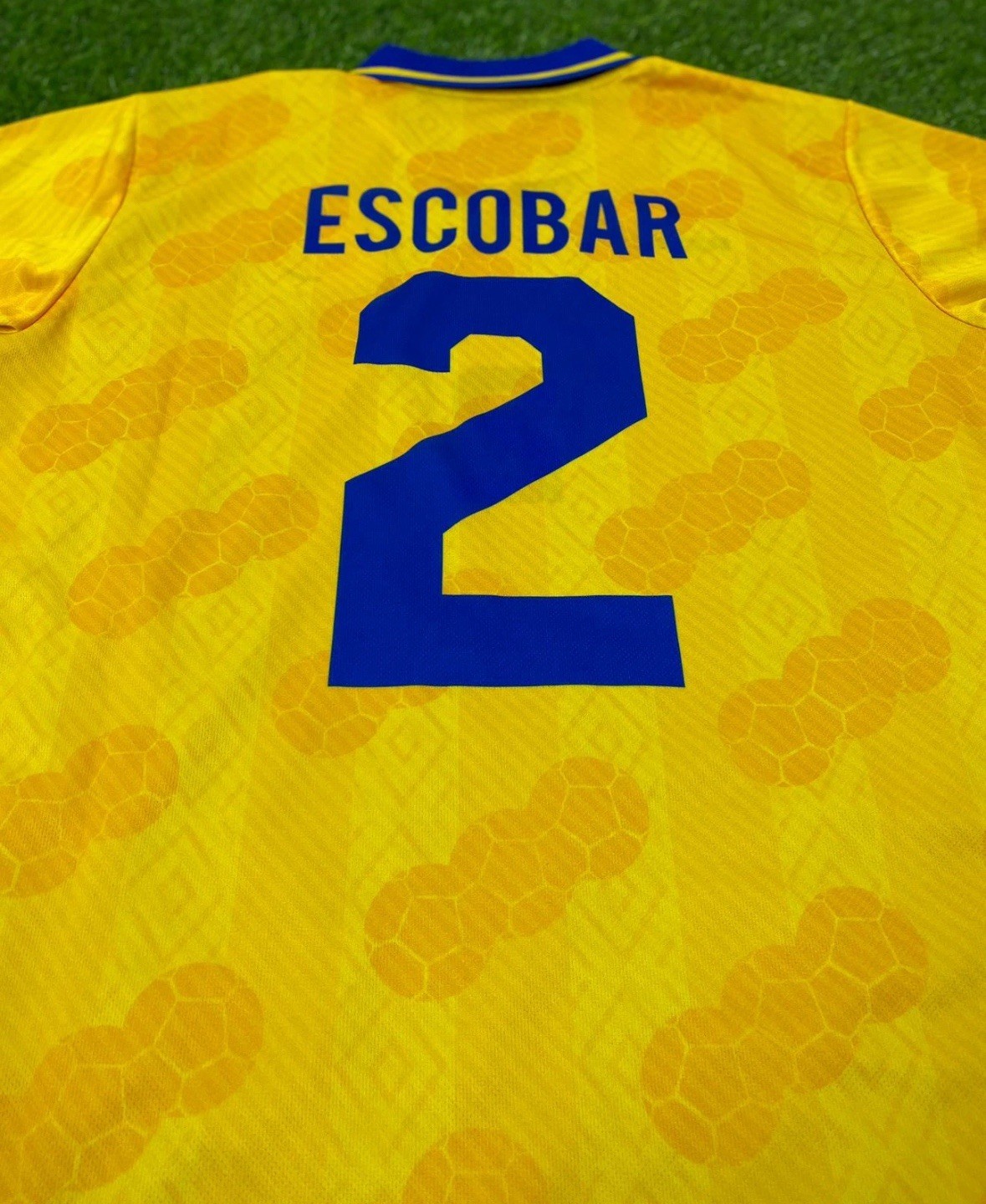 Colombia Camisa Amarilla de Futbol Retro, 1994 Limited Edition Size L