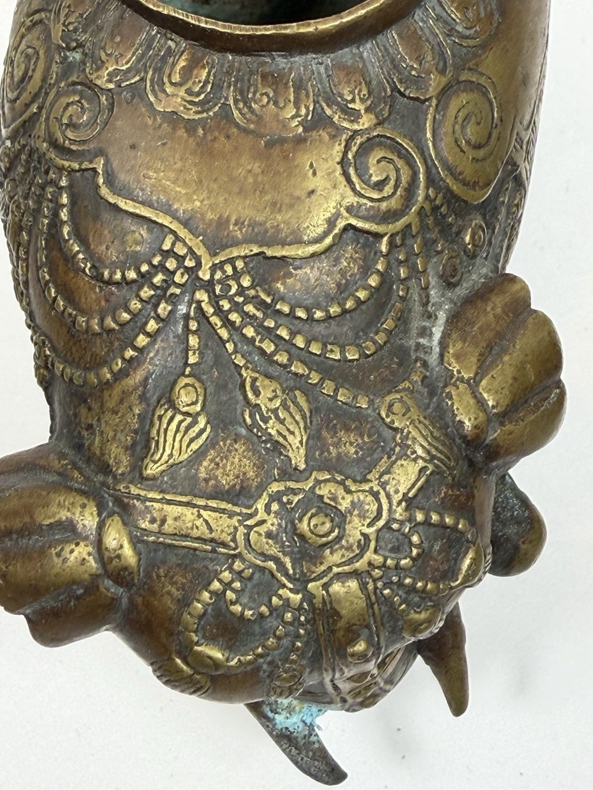 Vintage Chinese Bronze Elephant Censer Incense Burner Vase 7.5” Tall Heavy