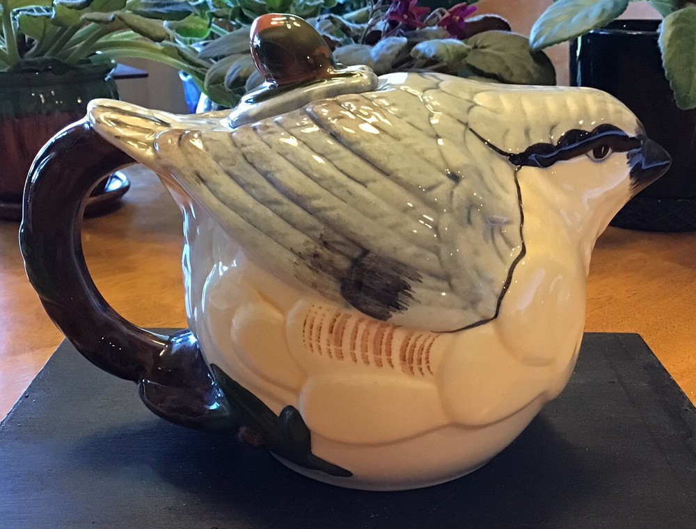 HTF Meridian Ceramic Nuthatch Bird teapot & lid