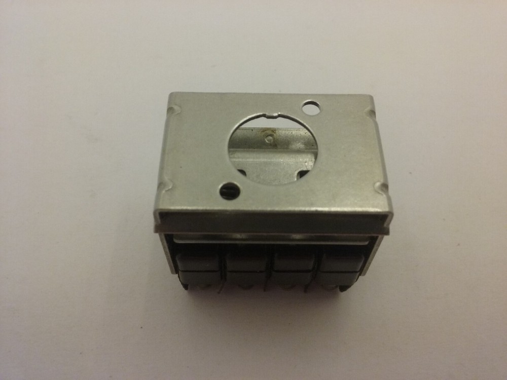 HONEYWELL MICROSWITCH 2DP-6924 PUSHBUTTON SWITCH 250V 5A NIB