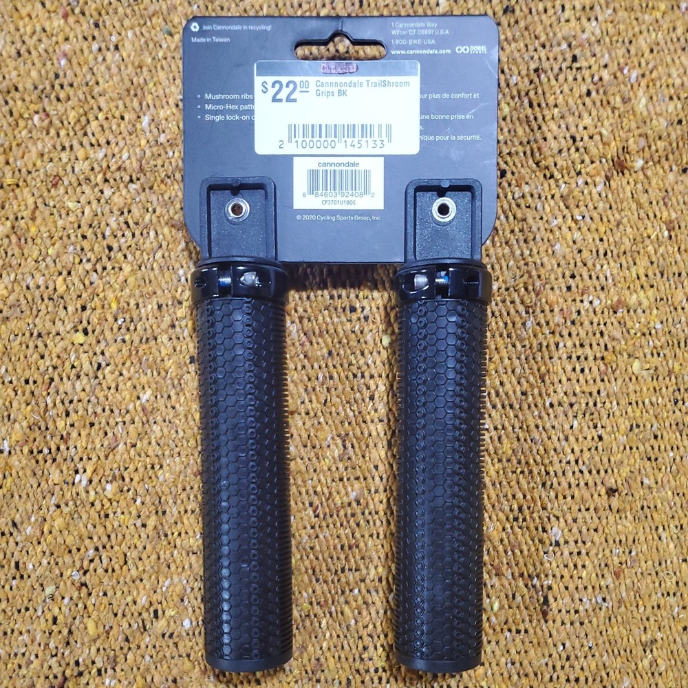 Cannondale TrailShroom Grips, Black, Lock-on, 31mm width, Micro-Hex Pattern