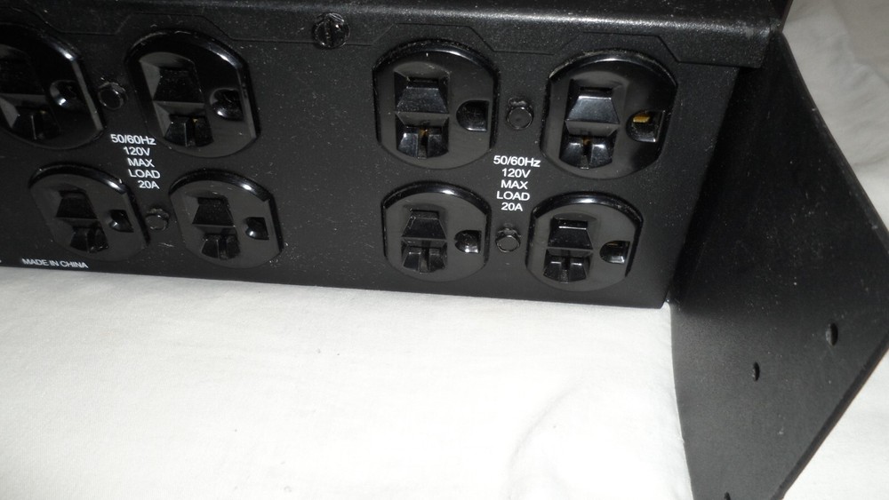 Furman AR Pro AC Line Voltage Regulator