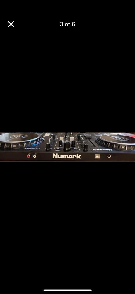 Numark Mixtrack Pro FX 2-deck DJ Controller With Effects Paddles