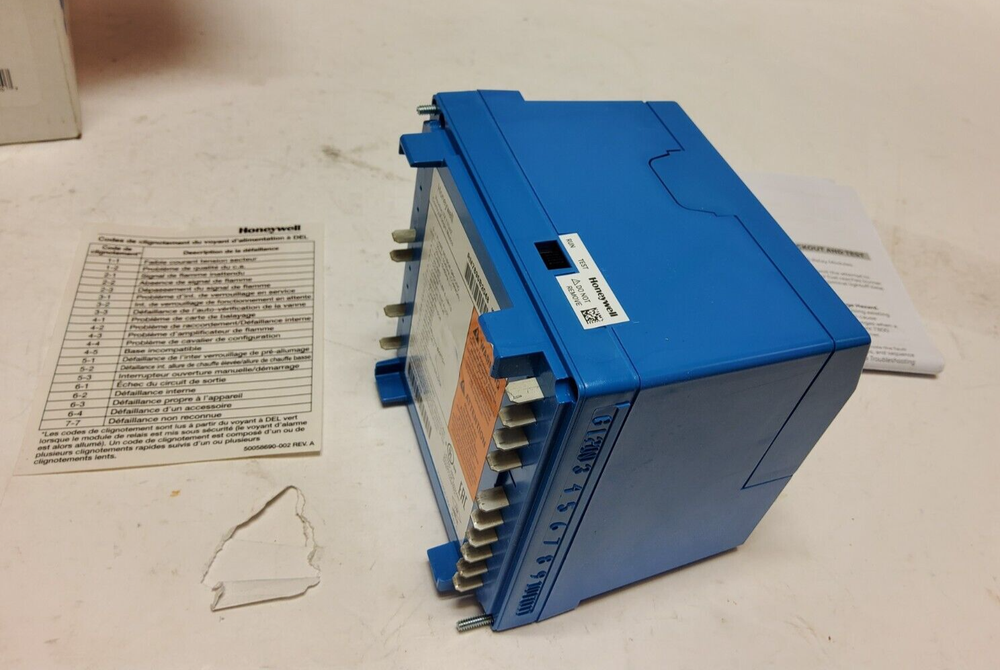 New Honeywell Automatic primary Control RM7890B2048