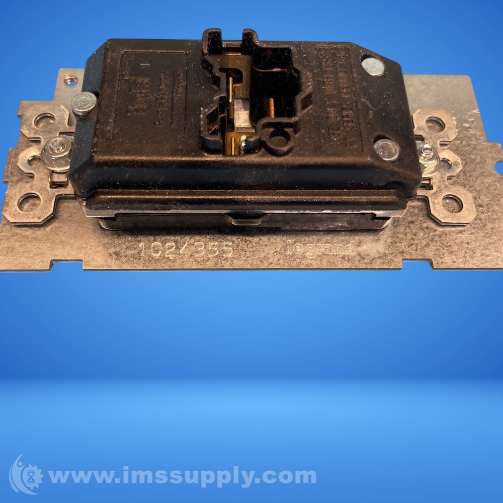 Legrand 1024355 Duplex Outlet FNIP