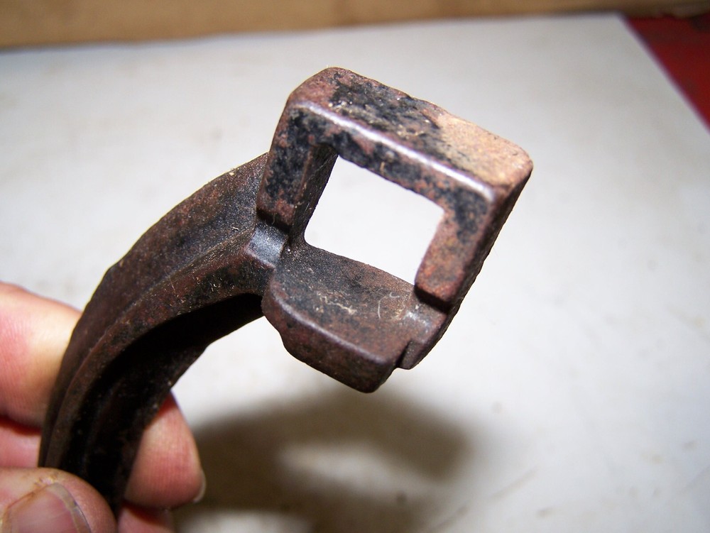 NOS Cast Iron Crank Handle Corn Sheller Pump Grinder Roller 9/16" SQUARE Shaft