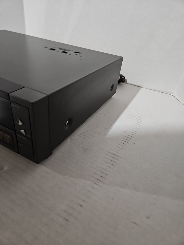 Mitsubishi Linear Tracking Fully Automatic Turntable LT-70 Tested Working