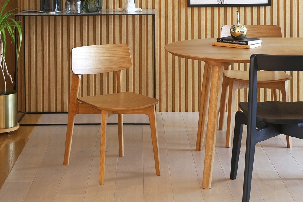 BLANC Chair (Walnut) with Fabric Seat