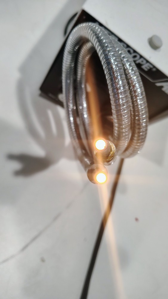 Fiber Optic Illuminator Lite Scope Cold Light Source Generates high-Intensity