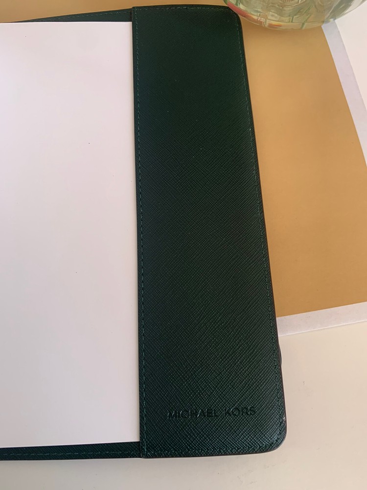 MICHAEL KORS MEDIUM LEATHER RACE GREEN JOURNAL NOTEBOOK-$128+