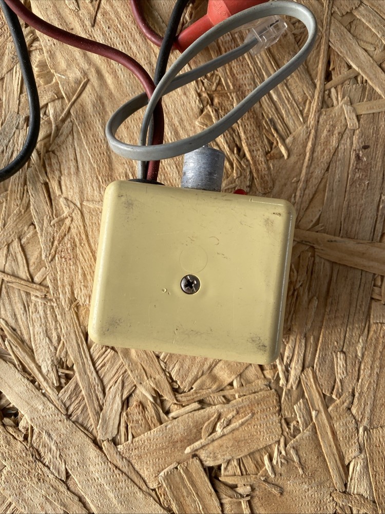 UNTESTED PROGRESSIVE ELECTRONICS NO.77M THE TRACER" With Cables