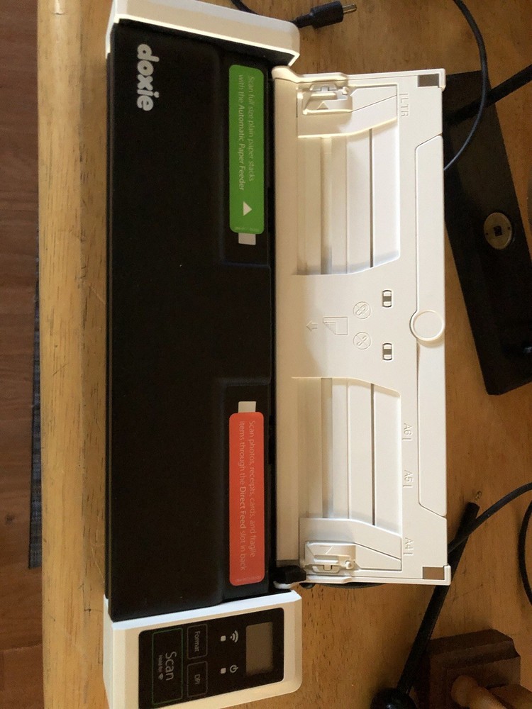 Doxie Q Compactible scanner￼