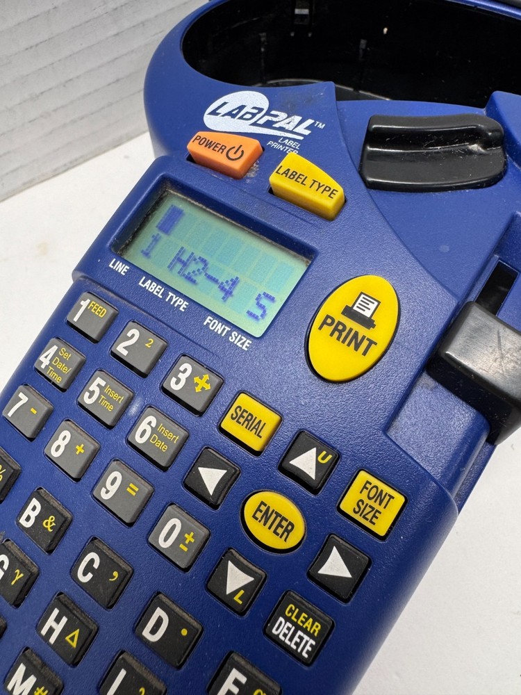Brady LabPal 3/8” Handheld Label Printer LCD Display for Cable Labeling Untested