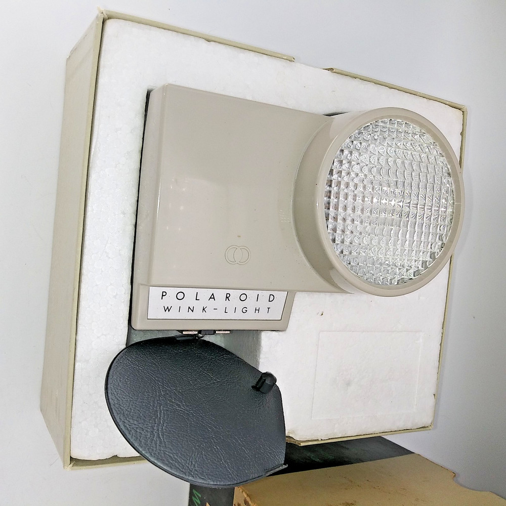 Vintage POLAROID camera Wink Light - Vintage Model 250 w/box UNTESTED