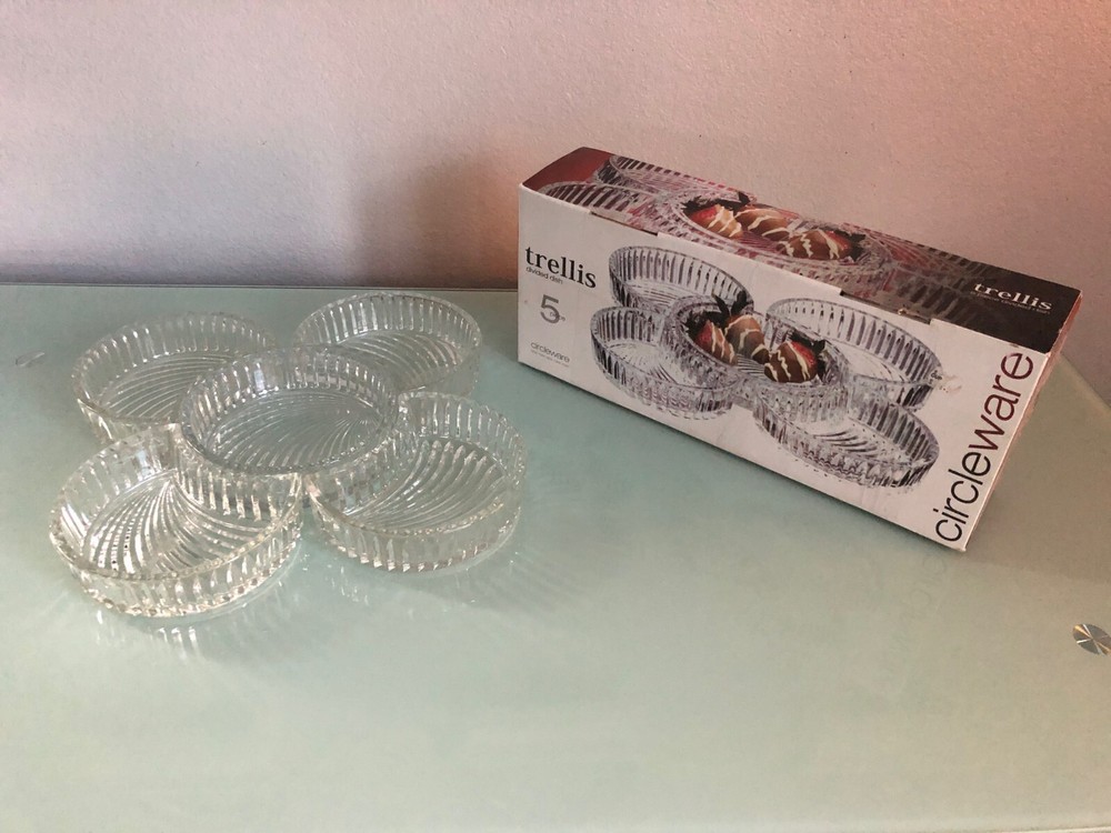 Circleware New Trellis 5 Pc Set Divided Dish Server Nuts Condiments Clear Glass